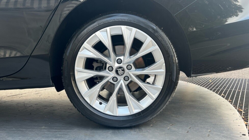 Used Skoda Superb 2025 for sale - 75843741: Photo 19