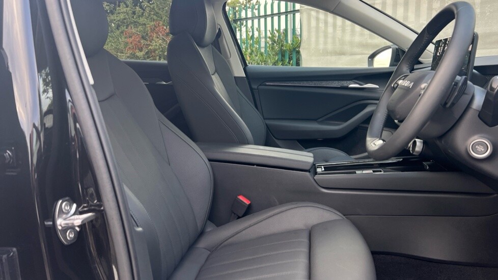 Used Skoda Superb 2025 for sale - 75843741: Photo 26
