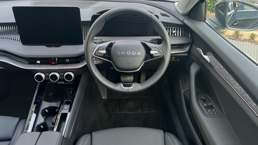 Used Skoda Superb 2025 for sale - 75843741: Photo 27
