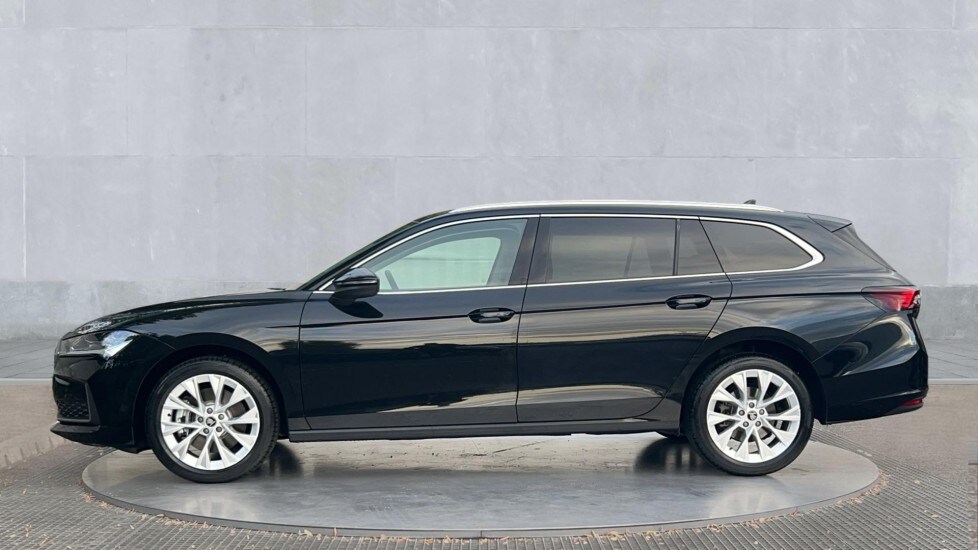 Used Skoda Superb 2025 for sale - 75843741: Photo 9