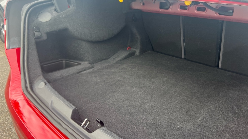 Used Jaguar XE 2017 for sale - 76501575: Photo 36