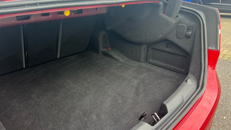 Used Jaguar XE 2017 for sale - 76501575: Photo 37