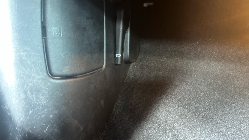 Used Jaguar XE 2017 for sale - 76501575: Photo 47