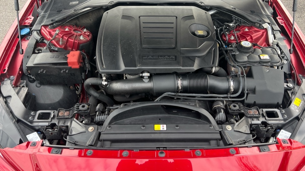 Used Jaguar XE 2017 for sale - 76501575: Photo 48