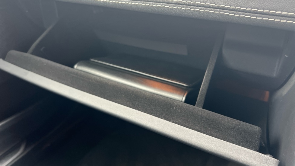 Used Jaguar XE 2017 for sale - 76501575: Photo 68