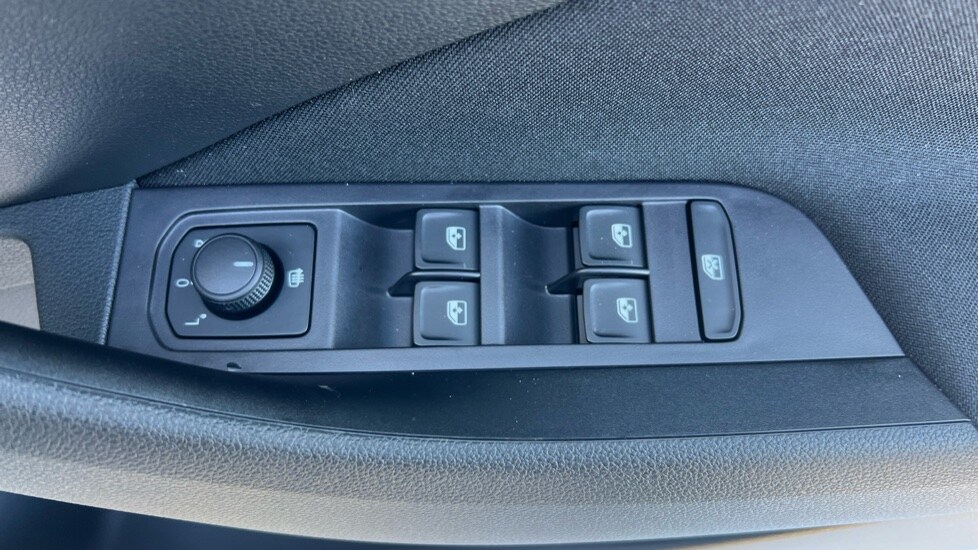 Used Skoda Kamiq 2025 for sale - 76874439: Photo 37