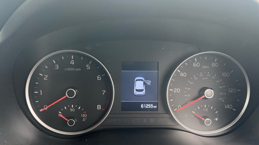 Used Kia Stonic 2019 for sale - 76321904: Photo 13