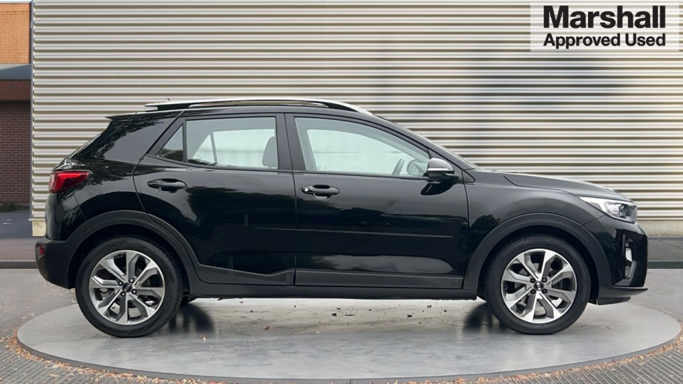 Used Kia Stonic 2019 for sale - 76321904: Photo 2