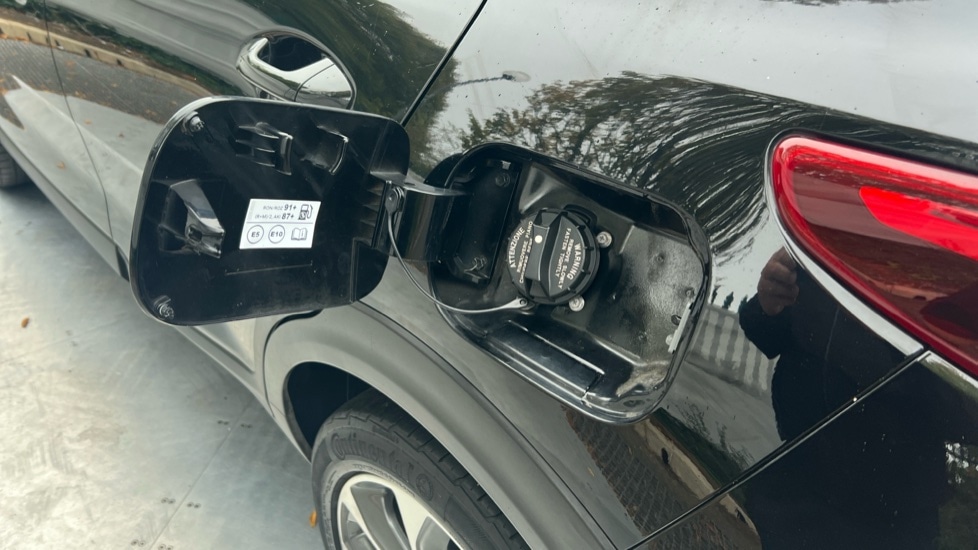 Used Kia Stonic 2019 for sale - 76321904: Photo 21