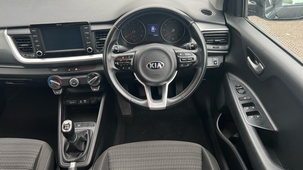 Used Kia Stonic 2019 for sale - 76321904: Photo 37