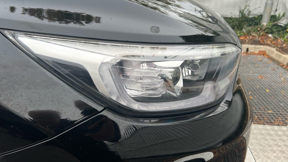 Used Kia Stonic 2019 for sale - 76321904: Photo 45