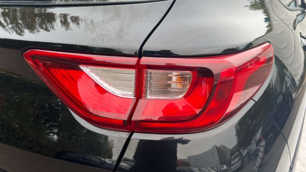 Used Kia Stonic 2019 for sale - 76321904: Photo 54