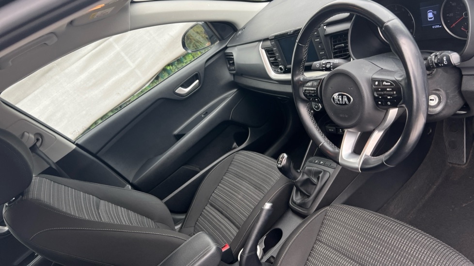 Used Kia Stonic 2019 for sale - 76321904: Photo 9