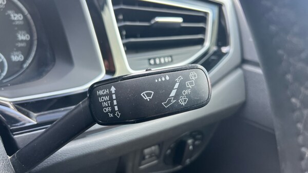 Used Volkswagen Polo 2019 for sale - 75910623: Photo 24