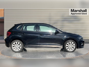 Used Volkswagen Polo 2019 for sale - 75910623: Photo 2