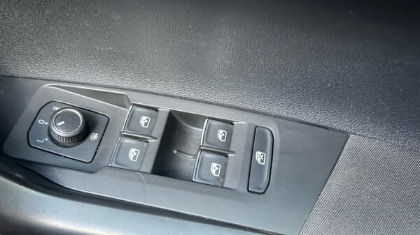 Used Volkswagen Polo 2019 for sale - 75910623: Photo 59