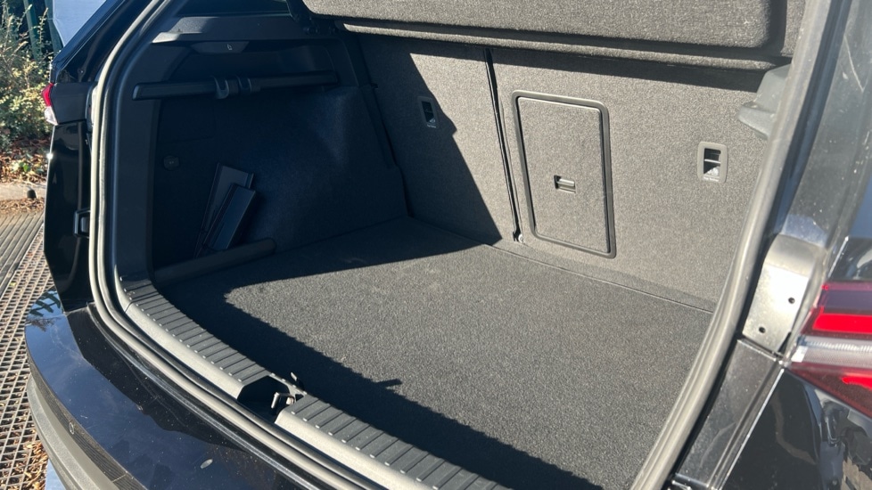 Used Skoda Karoq 2025 for sale - 76874049: Photo 30