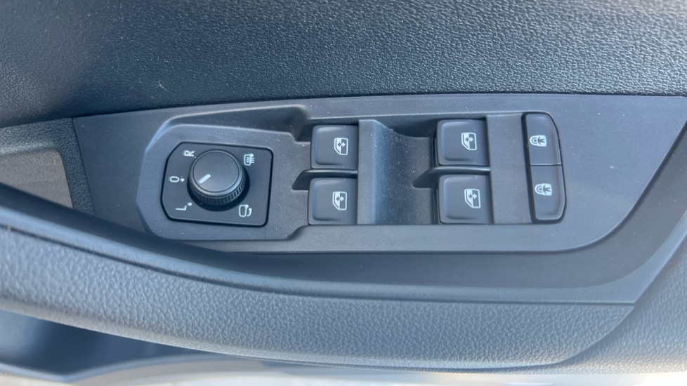 Used Skoda Karoq 2025 for sale - 76874049: Photo 42