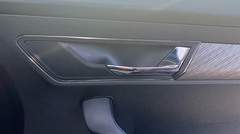 Used Skoda Karoq 2025 for sale - 76874049: Photo 43