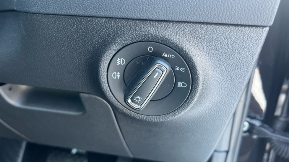 Used Skoda Karoq 2025 for sale - 76874049: Photo 45