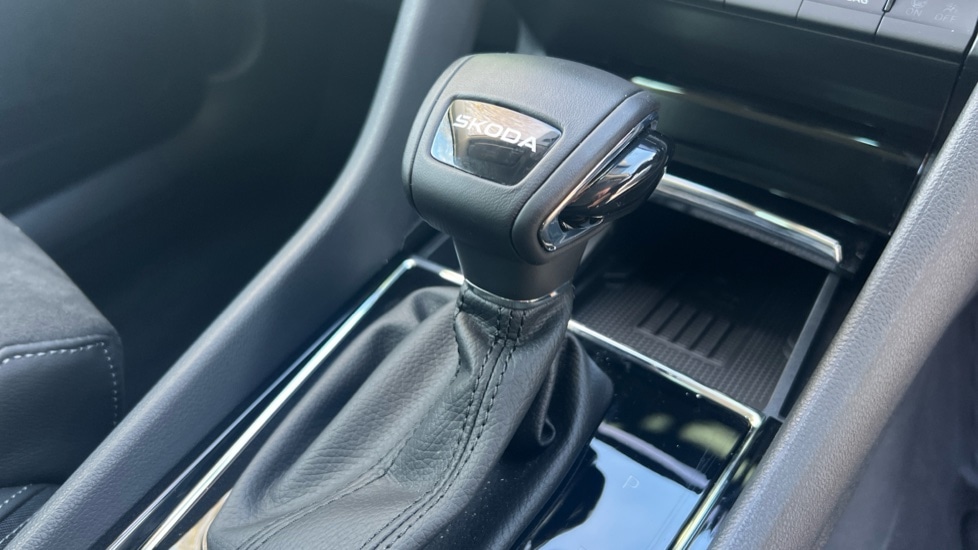 Used Skoda Karoq 2025 for sale - 76874049: Photo 49