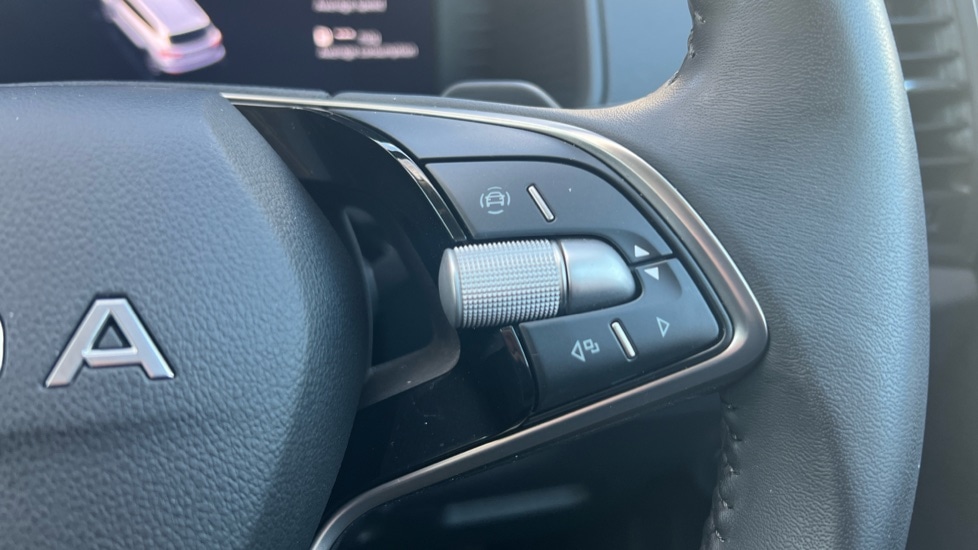 Used Skoda Karoq 2025 for sale - 76874049: Photo 65