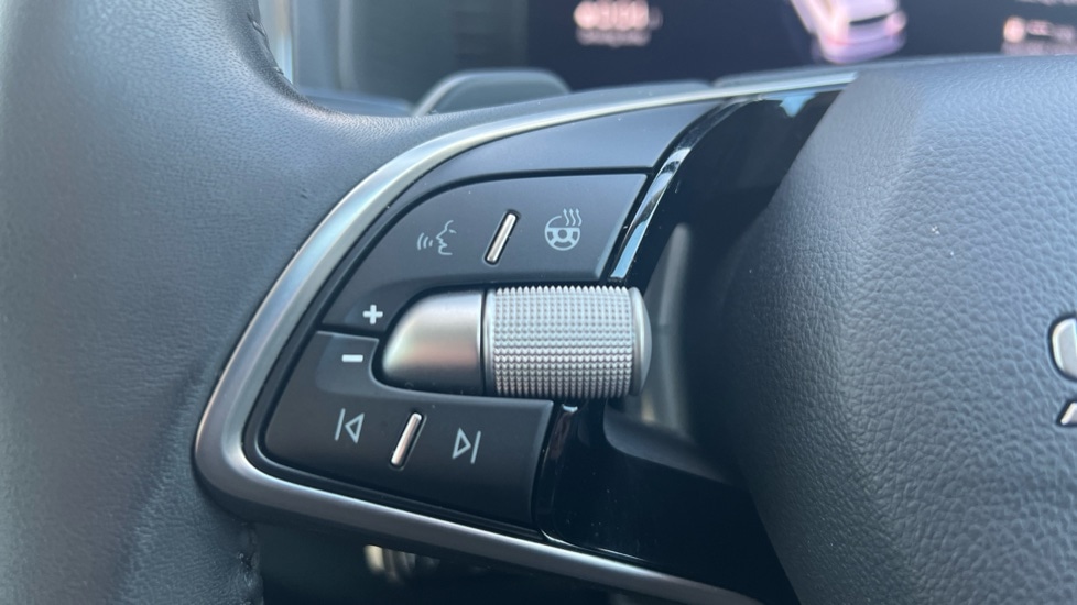 Used Skoda Karoq 2025 for sale - 76874049: Photo 66