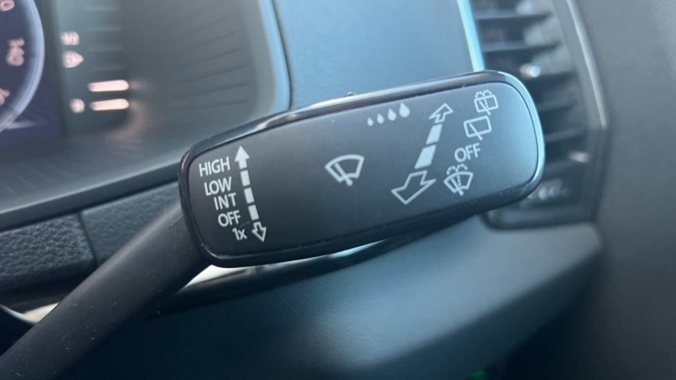 Used Skoda Karoq 2025 for sale - 76874049: Photo 68