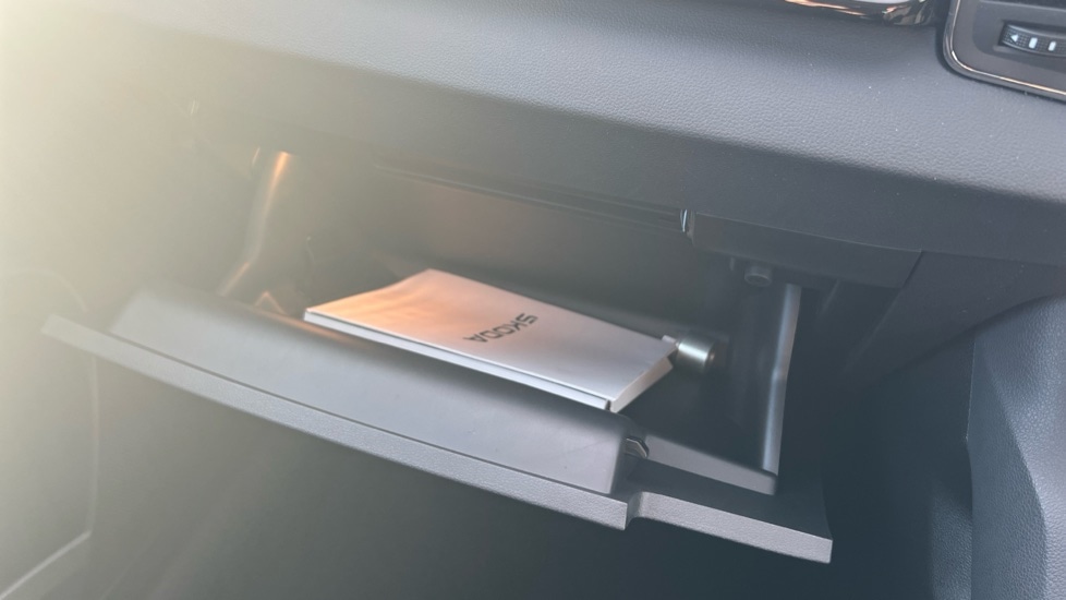 Used Skoda Karoq 2025 for sale - 76874049: Photo 76