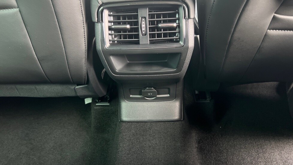 Used Skoda Karoq 2025 for sale - 76130791: Photo 35