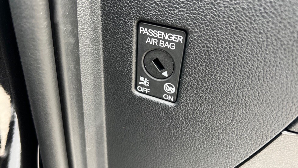 Used Skoda Karoq 2025 for sale - 76130791: Photo 40