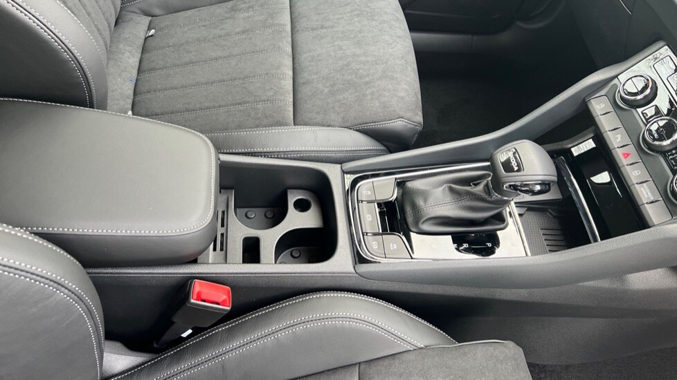 Used Skoda Karoq 2025 for sale - 76130791: Photo 48