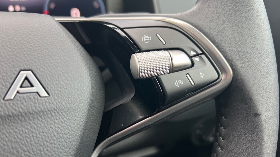 Used Skoda Karoq 2025 for sale - 76130791: Photo 67