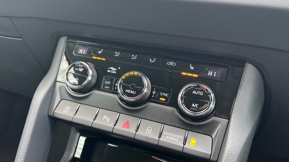 Used Skoda Karoq 2025 for sale - 76130791: Photo 73