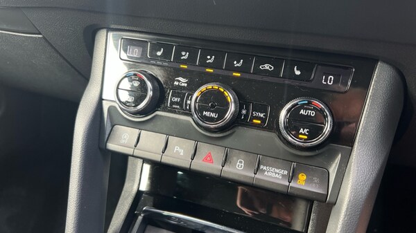 Used Skoda Karoq 2023 for sale - 76096061: Photo 59