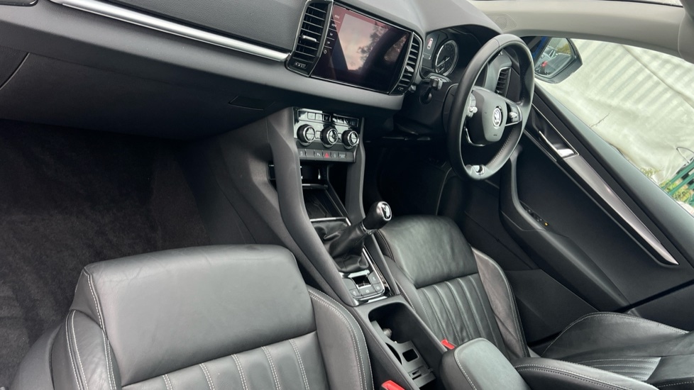 Used Skoda Karoq 2022 for sale - 76458871: Photo 2