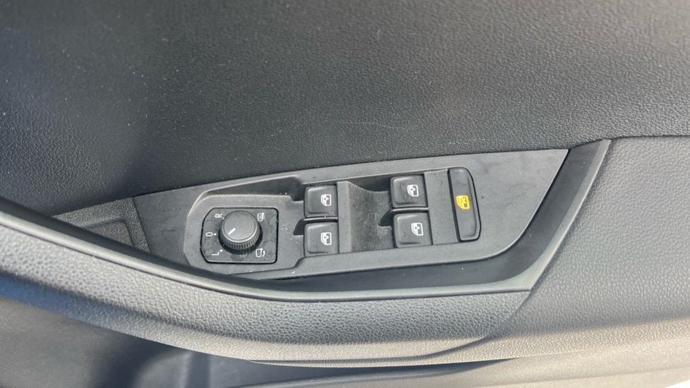 Used Skoda Karoq 2022 for sale - 76458871: Photo 38