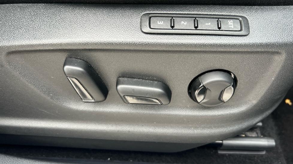 Used Skoda Karoq 2022 for sale - 76458871: Photo 48