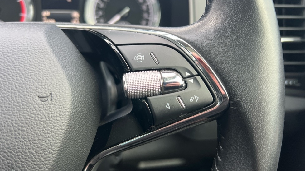 Used Skoda Karoq 2022 for sale - 76458871: Photo 61