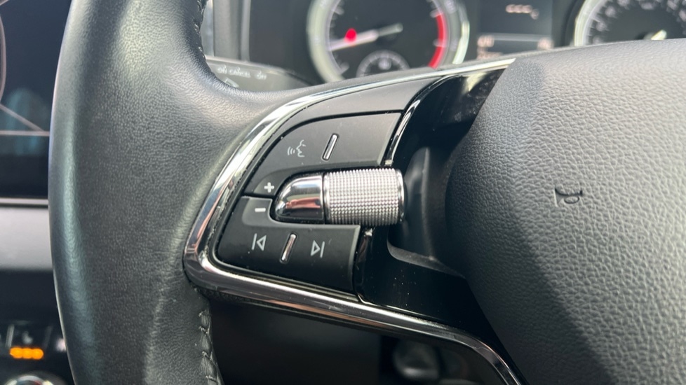 Used Skoda Karoq 2022 for sale - 76458871: Photo 62