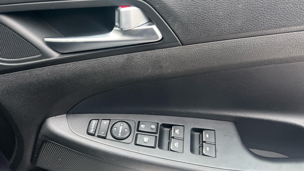 Used Hyundai TUCSON 2021 for sale - 76112440: Photo 30