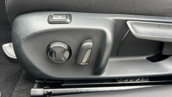 Used Skoda Superb 2025 for sale - 75625306: Photo 36
