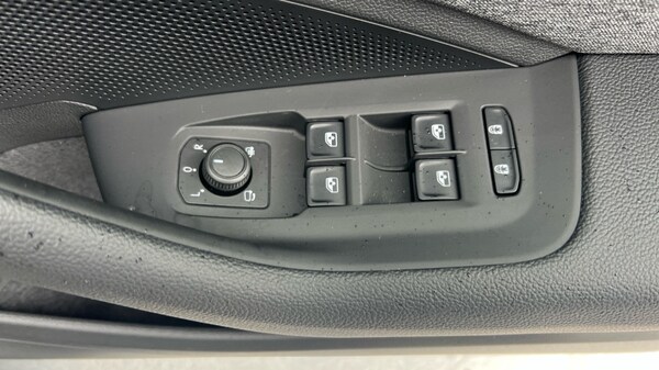 Used Skoda Superb 2025 for sale - 75625306: Photo 39
