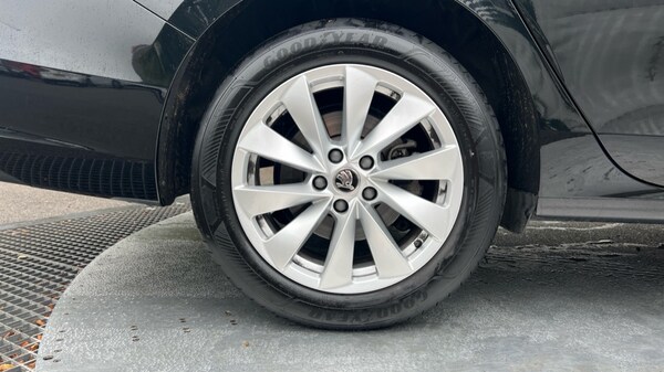 Used Skoda Superb 2025 for sale - 75625306: Photo 5