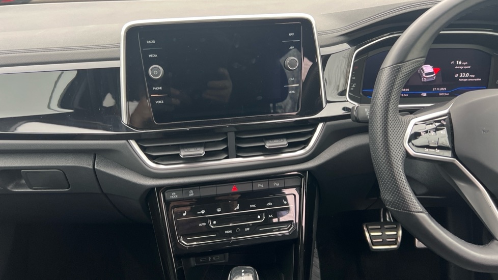 Used Volkswagen T-Roc 2023 for sale - 76872196: Photo 12
