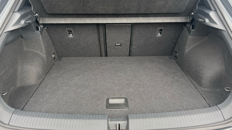 Used Volkswagen T-Roc 2023 for sale - 76872196: Photo 15