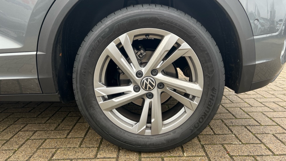 Used Volkswagen T-Roc 2023 for sale - 76872196: Photo 18