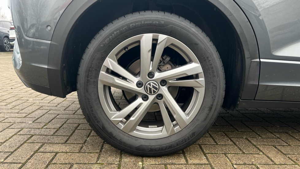 Used Volkswagen T-Roc 2023 for sale - 76872196: Photo 19