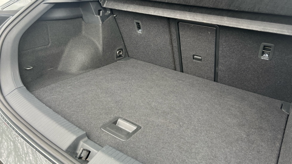 Used Volkswagen T-Roc 2023 for sale - 76872196: Photo 36