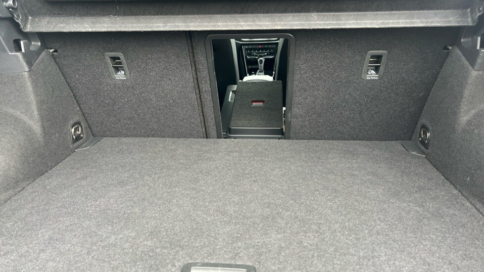 Used Volkswagen T-Roc 2023 for sale - 76872196: Photo 38